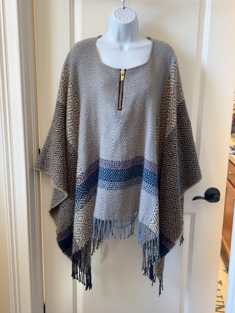 BCBGeneration Geometric Fringe Oversized Poncho One Size